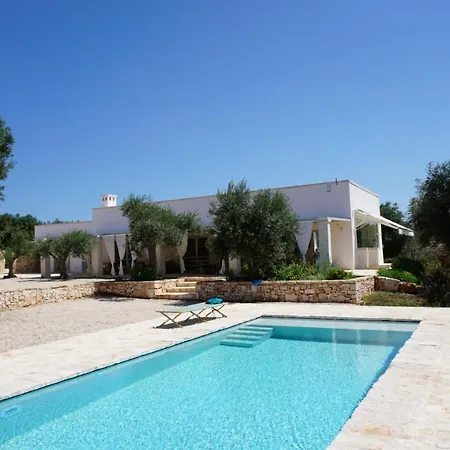 فيلة Masseria Quaranta By Tripostuni