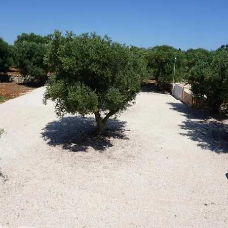 فيلة Masseria Quaranta By Tripostuni أوستوني