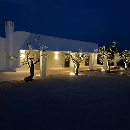 Masseria Quaranta By Tripostuni * أوستوني